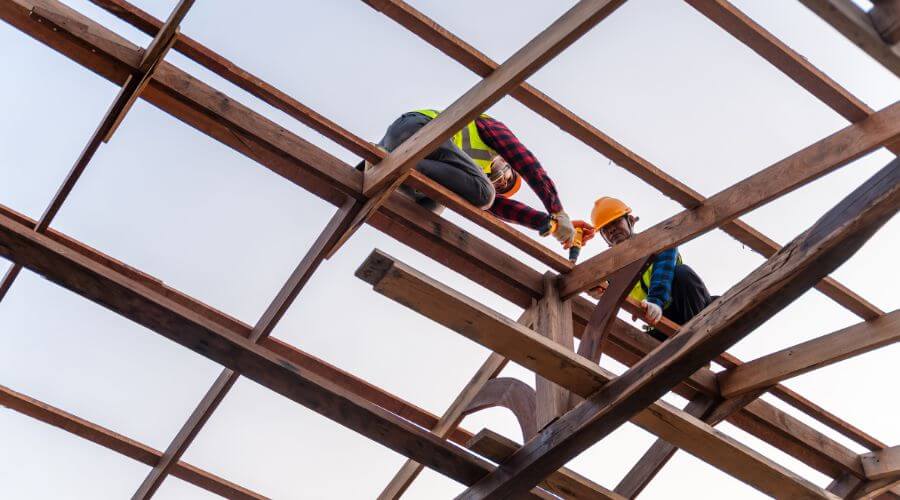 Professional gutter cleaning services in Cambridge City, IN